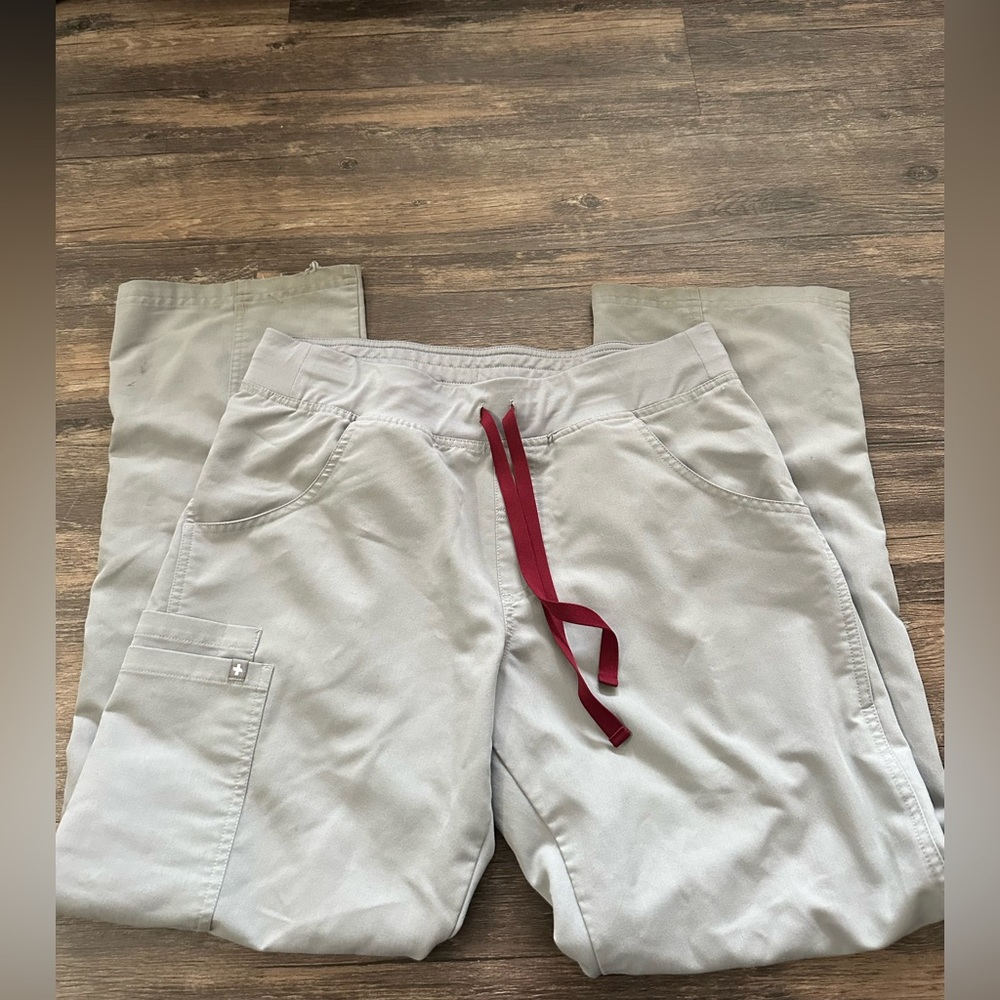 FIGS grey scrub pants size medium